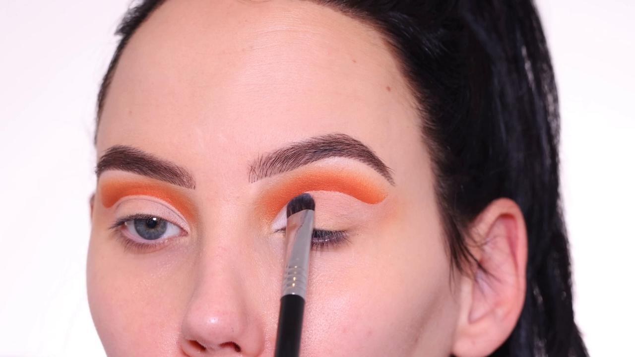 Flawless Warm Brown Cut Crease for Fall 2024 | Step-by-Step explanation!